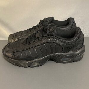 Nike Air Max Tailwind Triple black men’s 8.5